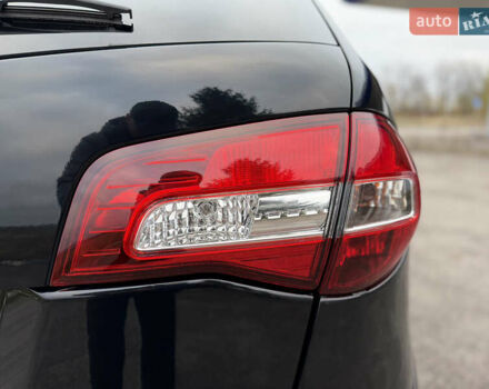 Черный Рено Колеос, объемом двигателя 2.5 л и пробегом 179 тыс. км за 14000 $, фото 24 на Automoto.ua