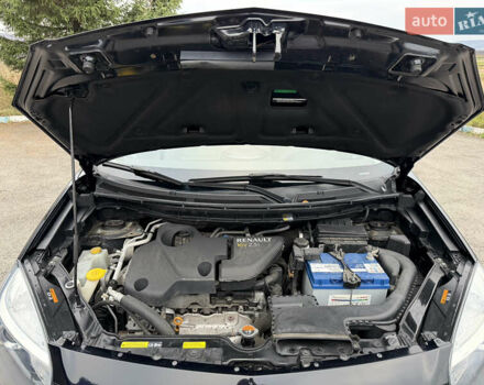 Черный Рено Колеос, объемом двигателя 2.5 л и пробегом 179 тыс. км за 14000 $, фото 65 на Automoto.ua