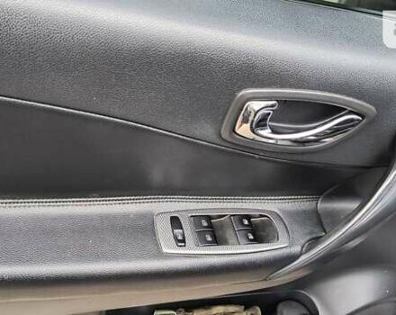 Черный Рено Колеос, объемом двигателя 2 л и пробегом 174 тыс. км за 13299 $, фото 16 на Automoto.ua