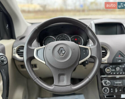 Черный Рено Колеос, объемом двигателя 2.5 л и пробегом 179 тыс. км за 14000 $, фото 54 на Automoto.ua