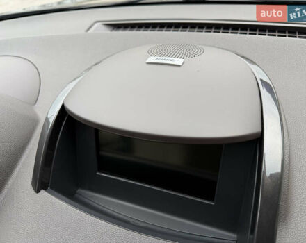 Черный Рено Колеос, объемом двигателя 2.5 л и пробегом 179 тыс. км за 14000 $, фото 49 на Automoto.ua