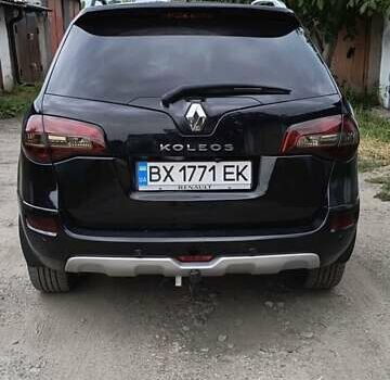 Черный Рено Колеос, объемом двигателя 2 л и пробегом 174 тыс. км за 13299 $, фото 12 на Automoto.ua