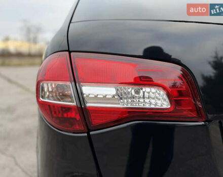 Черный Рено Колеос, объемом двигателя 2.5 л и пробегом 179 тыс. км за 14000 $, фото 23 на Automoto.ua