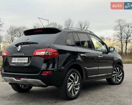 Черный Рено Колеос, объемом двигателя 2.5 л и пробегом 179 тыс. км за 14000 $, фото 4 на Automoto.ua