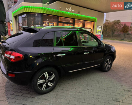 Чорний Рено Колеос, об'ємом двигуна 2.49 л та пробігом 170 тис. км за 14500 $, фото 4 на Automoto.ua