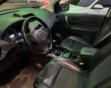 Чорний Рено Колеос, об'ємом двигуна 2.49 л та пробігом 170 тис. км за 14500 $, фото 8 на Automoto.ua