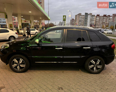 Чорний Рено Колеос, об'ємом двигуна 2.49 л та пробігом 170 тис. км за 14500 $, фото 6 на Automoto.ua