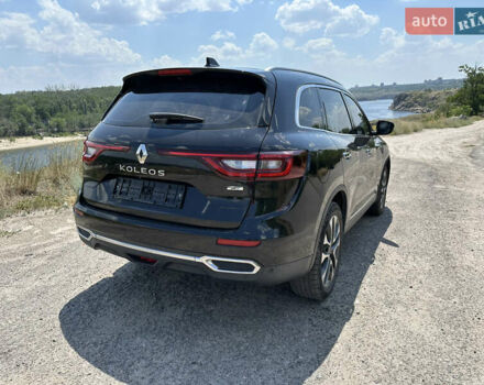 Черный Рено Колеос, объемом двигателя 2 л и пробегом 76 тыс. км за 19000 $, фото 3 на Automoto.ua