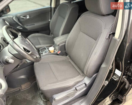 Чорний Рено Колеос, об'ємом двигуна 2 л та пробігом 187 тис. км за 11500 $, фото 10 на Automoto.ua