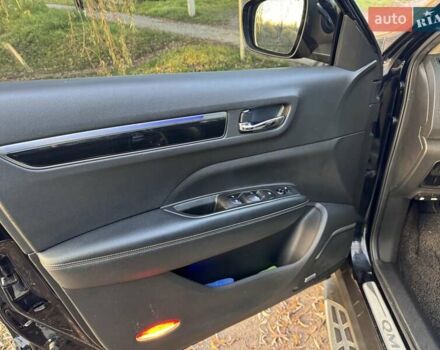 Черный Рено Колеос, объемом двигателя 2 л и пробегом 155 тыс. км за 19800 $, фото 19 на Automoto.ua