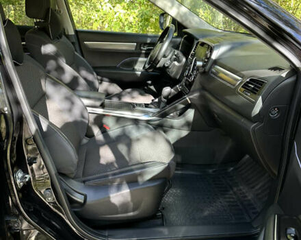 Черный Рено Колеос, объемом двигателя 2 л и пробегом 148 тыс. км за 20700 $, фото 18 на Automoto.ua