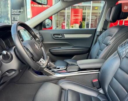 Черный Рено Колеос, объемом двигателя 2.49 л и пробегом 15 тыс. км за 28649 $, фото 6 на Automoto.ua