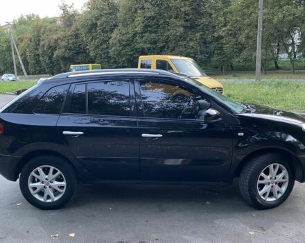 Черный Рено Колеос, объемом двигателя 2 л и пробегом 240 тыс. км за 7000 $, фото 1 на Automoto.ua