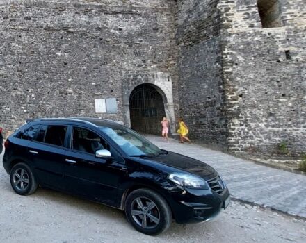 Черный Рено Колеос, объемом двигателя 2 л и пробегом 215 тыс. км за 5500 $, фото 1 на Automoto.ua