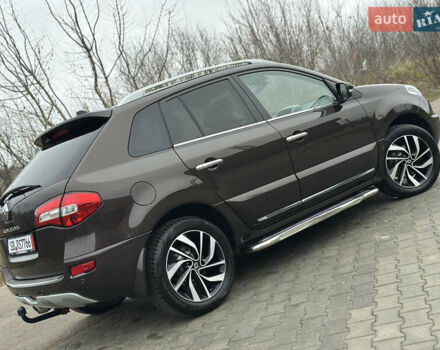 Коричневый Рено Колеос, объемом двигателя 2 л и пробегом 142 тыс. км за 14999 $, фото 10 на Automoto.ua