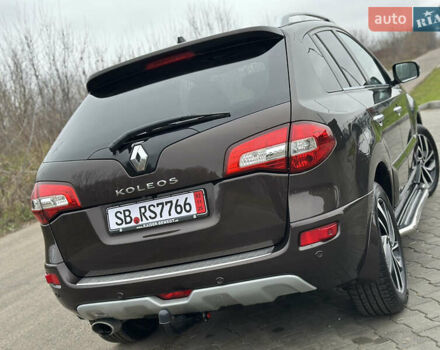 Коричневый Рено Колеос, объемом двигателя 2 л и пробегом 142 тыс. км за 14999 $, фото 8 на Automoto.ua