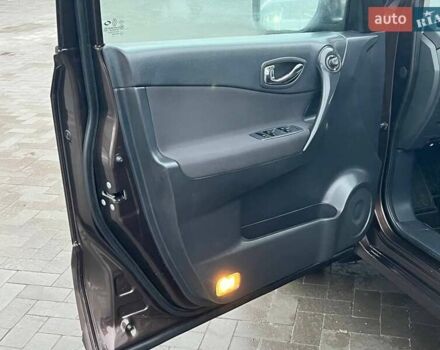 Коричневый Рено Колеос, объемом двигателя 2 л и пробегом 176 тыс. км за 11999 $, фото 32 на Automoto.ua