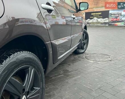 Коричневый Рено Колеос, объемом двигателя 2 л и пробегом 176 тыс. км за 11999 $, фото 22 на Automoto.ua