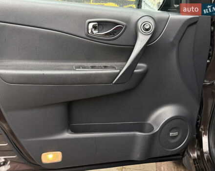 Коричневый Рено Колеос, объемом двигателя 2.49 л и пробегом 120 тыс. км за 15300 $, фото 10 на Automoto.ua