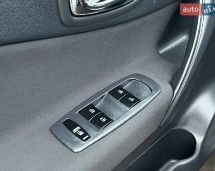 Коричневый Рено Колеос, объемом двигателя 2 л и пробегом 176 тыс. км за 11999 $, фото 44 на Automoto.ua