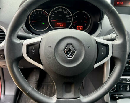 Рено Колеос 2010 в Житомире на Automoto.ua Красный Рено Колеос, объемом двигателя 2.45 л и пробегом 199 тыс. км за 8800 $, фото 18 на Automoto.ua