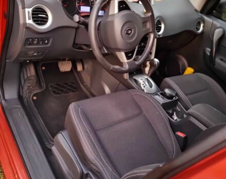 Красный Рено Колеос, объемом двигателя 2.5 л и пробегом 155 тыс. км за 10000 $, фото 13 на Automoto.ua