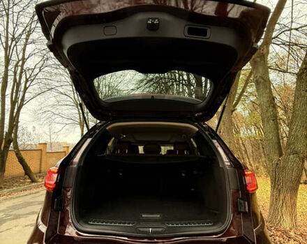 Красный Рено Колеос, объемом двигателя 1.7 л и пробегом 188 тыс. км за 22999 $, фото 12 на Automoto.ua