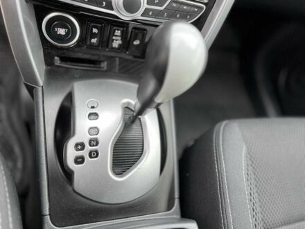 Красный Рено Колеос, объемом двигателя 2 л и пробегом 228 тыс. км за 9999 $, фото 1 на Automoto.ua