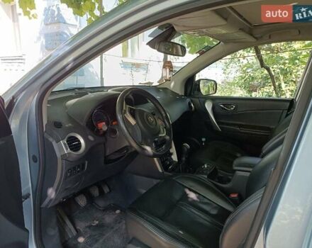 Рено Колеос, объемом двигателя 2 л и пробегом 215 тыс. км за 9000 $, фото 9 на Automoto.ua