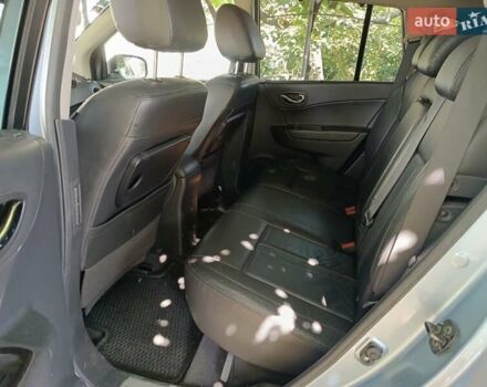Рено Колеос, объемом двигателя 2 л и пробегом 215 тыс. км за 9000 $, фото 14 на Automoto.ua