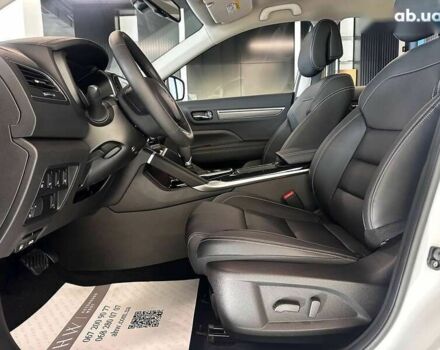 Рено Колеос, объемом двигателя 2.5 л и пробегом 1 тыс. км за 31517 $, фото 18 на Automoto.ua