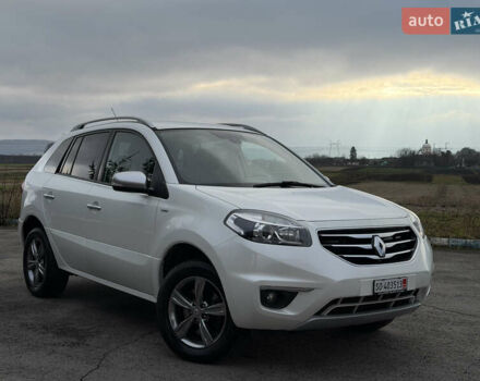 Рено Колеос, объемом двигателя 2.5 л и пробегом 204 тыс. км за 12300 $, фото 1 на Automoto.ua