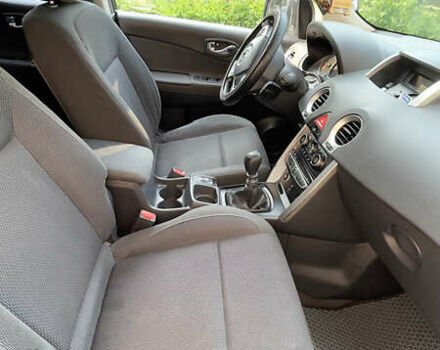 Серый Рено Колеос, объемом двигателя 2 л и пробегом 274 тыс. км за 8200 $, фото 13 на Automoto.ua