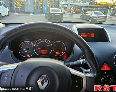 Сірий Рено Колеос, об'ємом двигуна 2.5 л та пробігом 223 тис. км за 7800 $, фото 6 на Automoto.ua