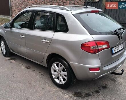 Сірий Рено Колеос, об'ємом двигуна 2 л та пробігом 254 тис. км за 7650 $, фото 3 на Automoto.ua