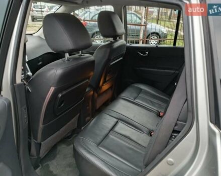 Серый Рено Колеос, объемом двигателя 2 л и пробегом 247 тыс. км за 9300 $, фото 7 на Automoto.ua