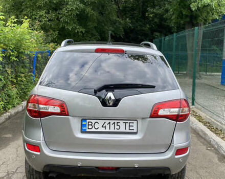 Серый Рено Колеос, объемом двигателя 2 л и пробегом 177 тыс. км за 9500 $, фото 2 на Automoto.ua