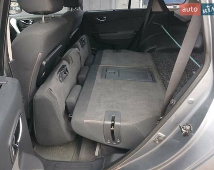 Серый Рено Колеос, объемом двигателя 2.5 л и пробегом 186 тыс. км за 8700 $, фото 15 на Automoto.ua