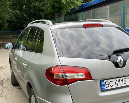 Серый Рено Колеос, объемом двигателя 2 л и пробегом 177 тыс. км за 9500 $, фото 4 на Automoto.ua