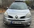 Рено Колеос 2008 в Краматорске на Automoto.ua Серый Рено Колеос, объемом двигателя 2 л и пробегом 280 тыс. км за 4499 $, фото 1 на Automoto.ua