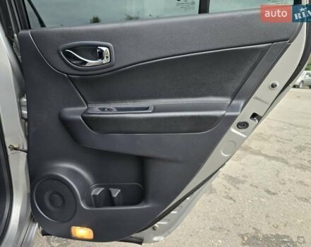 Сірий Рено Колеос, об'ємом двигуна 2 л та пробігом 289 тис. км за 7999 $, фото 48 на Automoto.ua