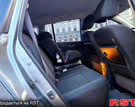 Сірий Рено Колеос, об'ємом двигуна 2.5 л та пробігом 223 тис. км за 7800 $, фото 8 на Automoto.ua