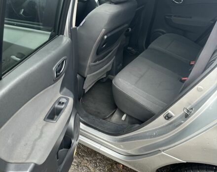 Рено Колеос 2008 в Краматорске на Automoto.ua Серый Рено Колеос, объемом двигателя 2 л и пробегом 280 тыс. км за 4499 $, фото 12 на Automoto.ua