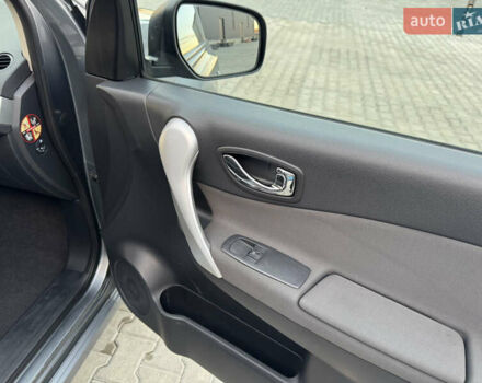 Серый Рено Колеос, объемом двигателя 2 л и пробегом 255 тыс. км за 7299 $, фото 39 на Automoto.ua