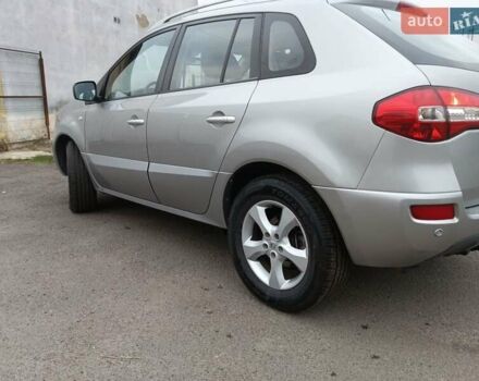 Серый Рено Колеос, объемом двигателя 2 л и пробегом 247 тыс. км за 9300 $, фото 1 на Automoto.ua