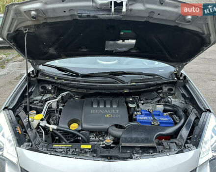 Сірий Рено Колеос, об'ємом двигуна 2 л та пробігом 230 тис. км за 7800 $, фото 23 на Automoto.ua