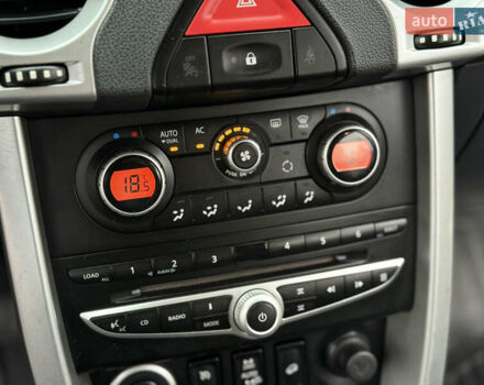 Сірий Рено Колеос, об'ємом двигуна 2 л та пробігом 238 тис. км за 8300 $, фото 23 на Automoto.ua