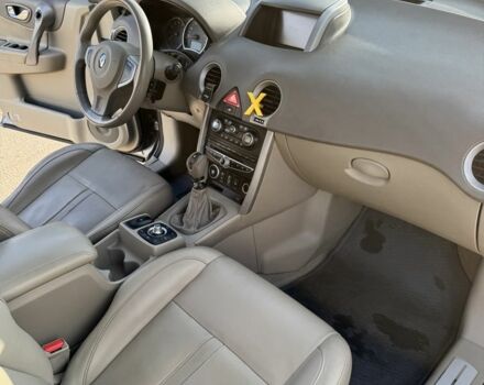 Серый Рено Колеос, объемом двигателя 2 л и пробегом 290 тыс. км за 6900 $, фото 16 на Automoto.ua