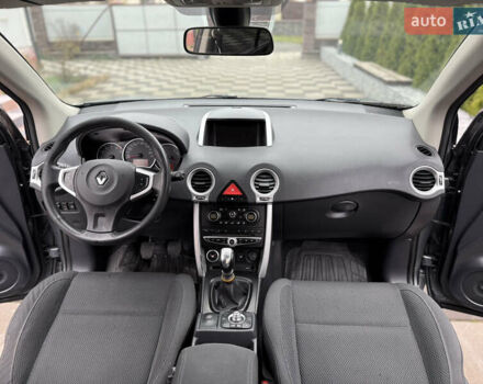 Сірий Рено Колеос, об'ємом двигуна 2 л та пробігом 238 тис. км за 8300 $, фото 19 на Automoto.ua