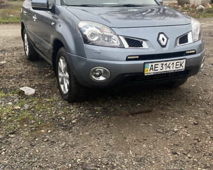 Сірий Рено Колеос, об'ємом двигуна 2.49 л та пробігом 119 тис. км за 9800 $, фото 4 на Automoto.ua